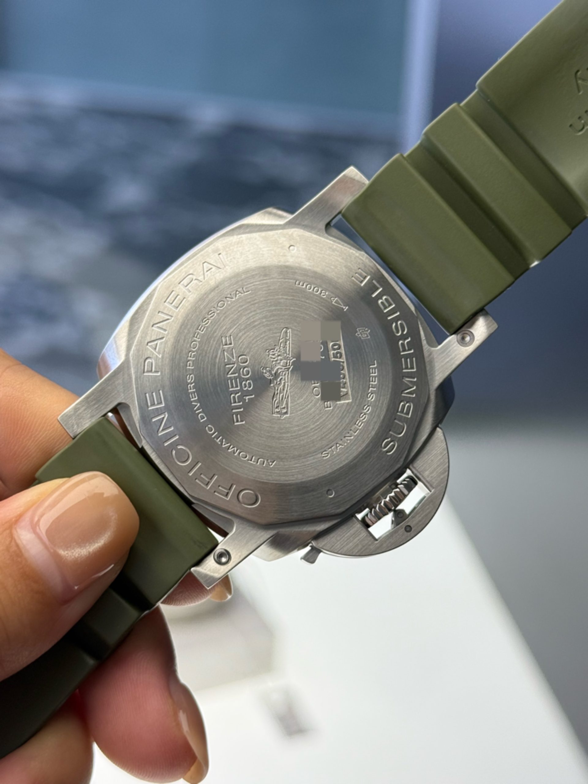 Panerai submersible PAM 01055 - Image 5