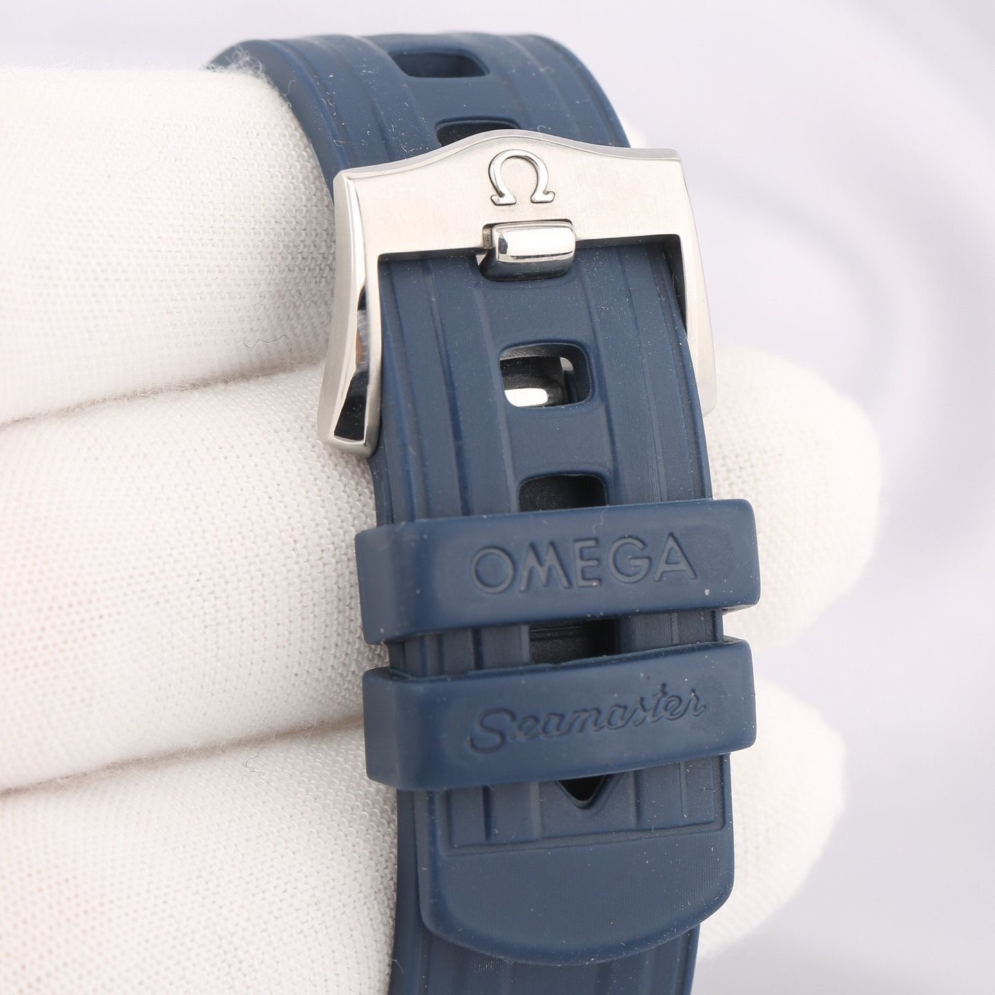 Omega Seamaster 210.32.42.20.03.001 - Image 9