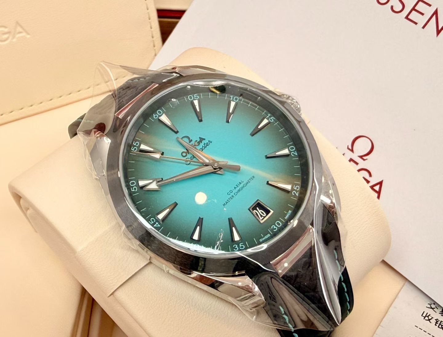 Omega Seamaster 220.32.41.21.03.001 - Image 6