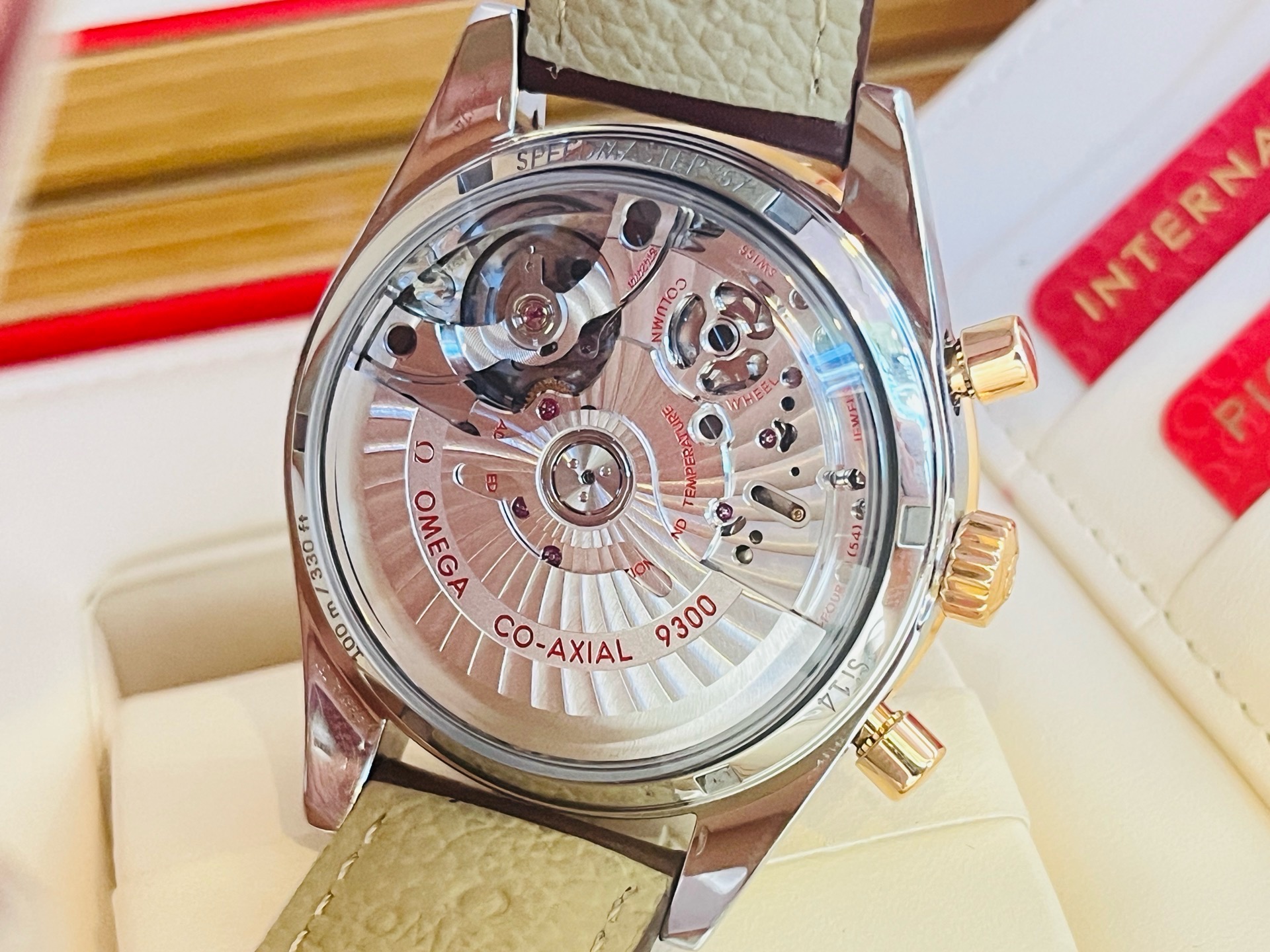 Omega Speedmaster 331.20.42.51.01.002 - Image 8
