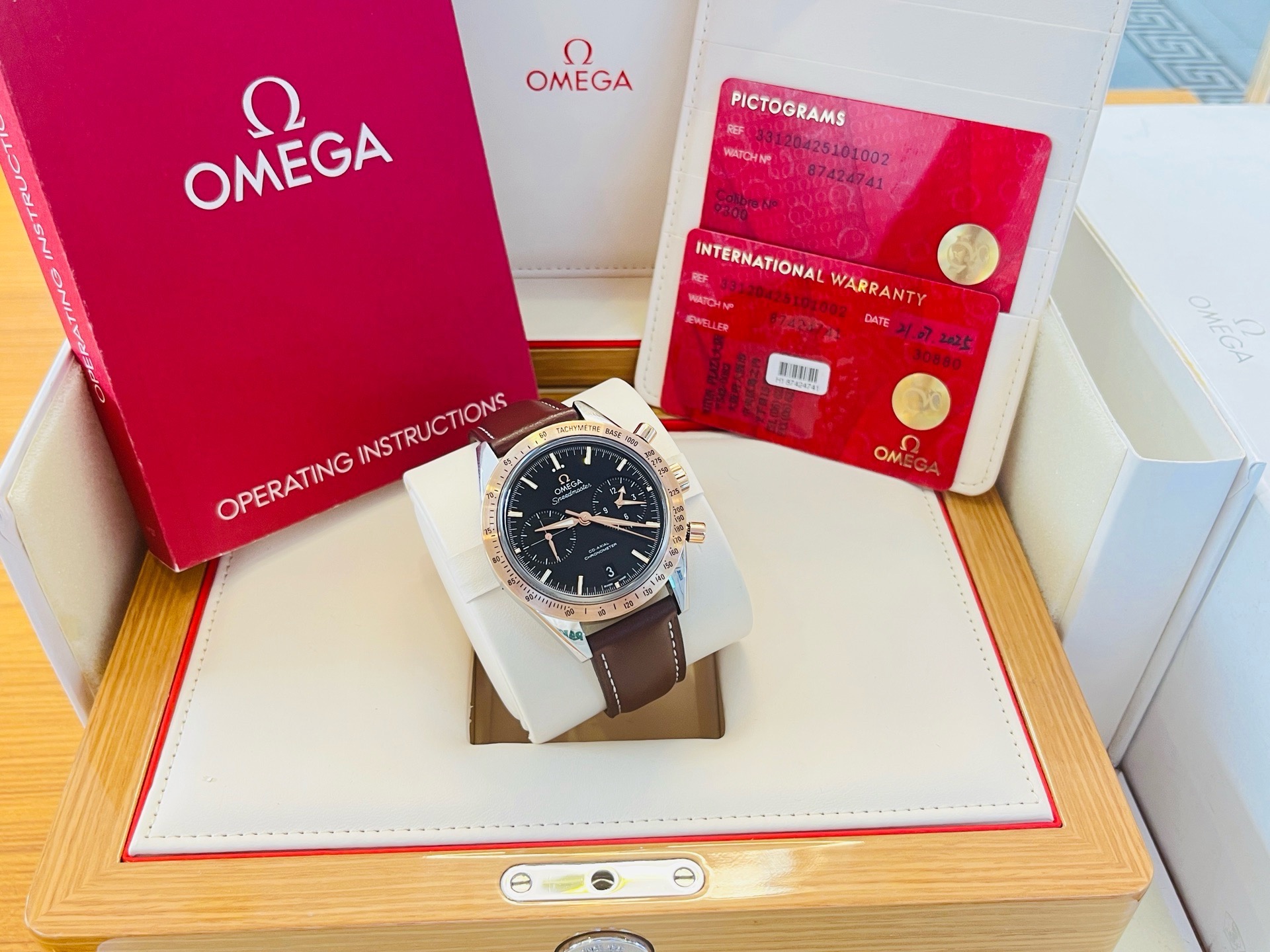 Omega Speedmaster 331.20.42.51.01.002