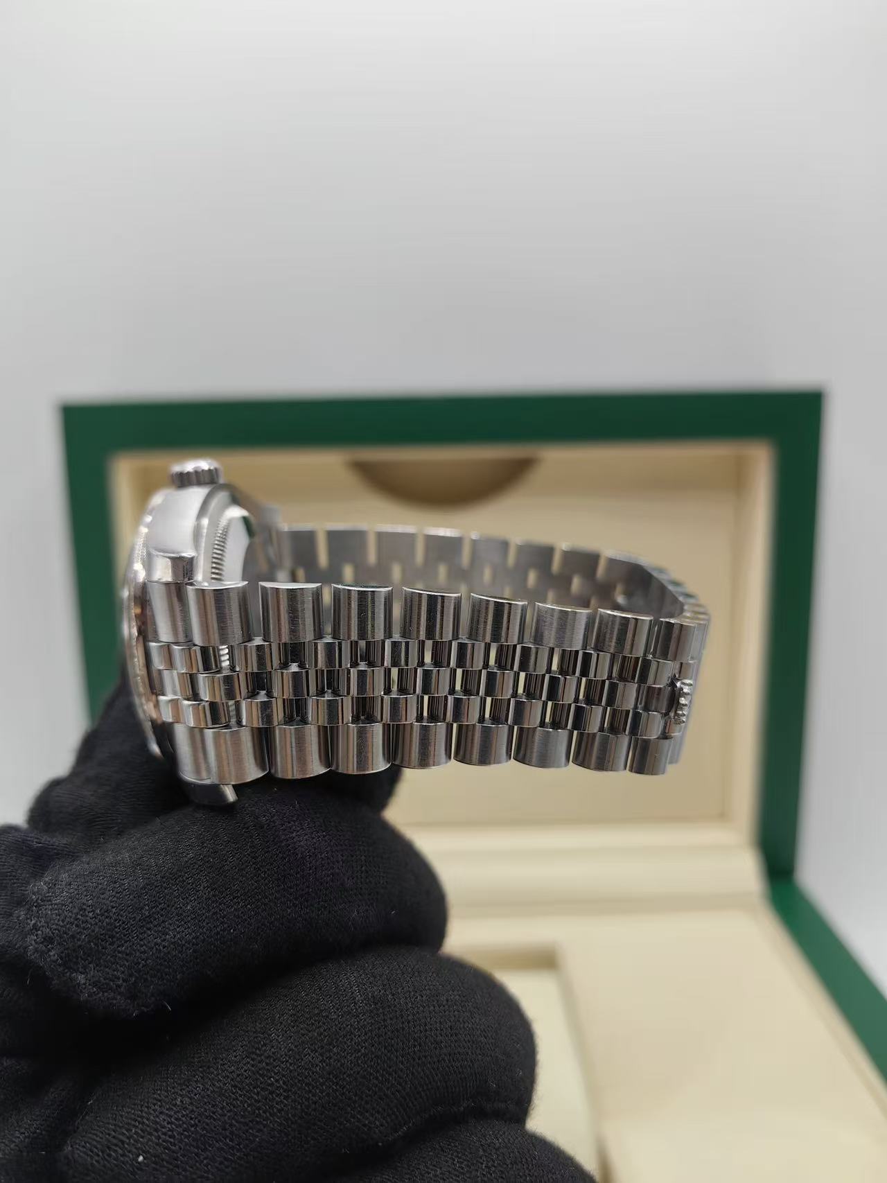Rolex 116244 - Image 5