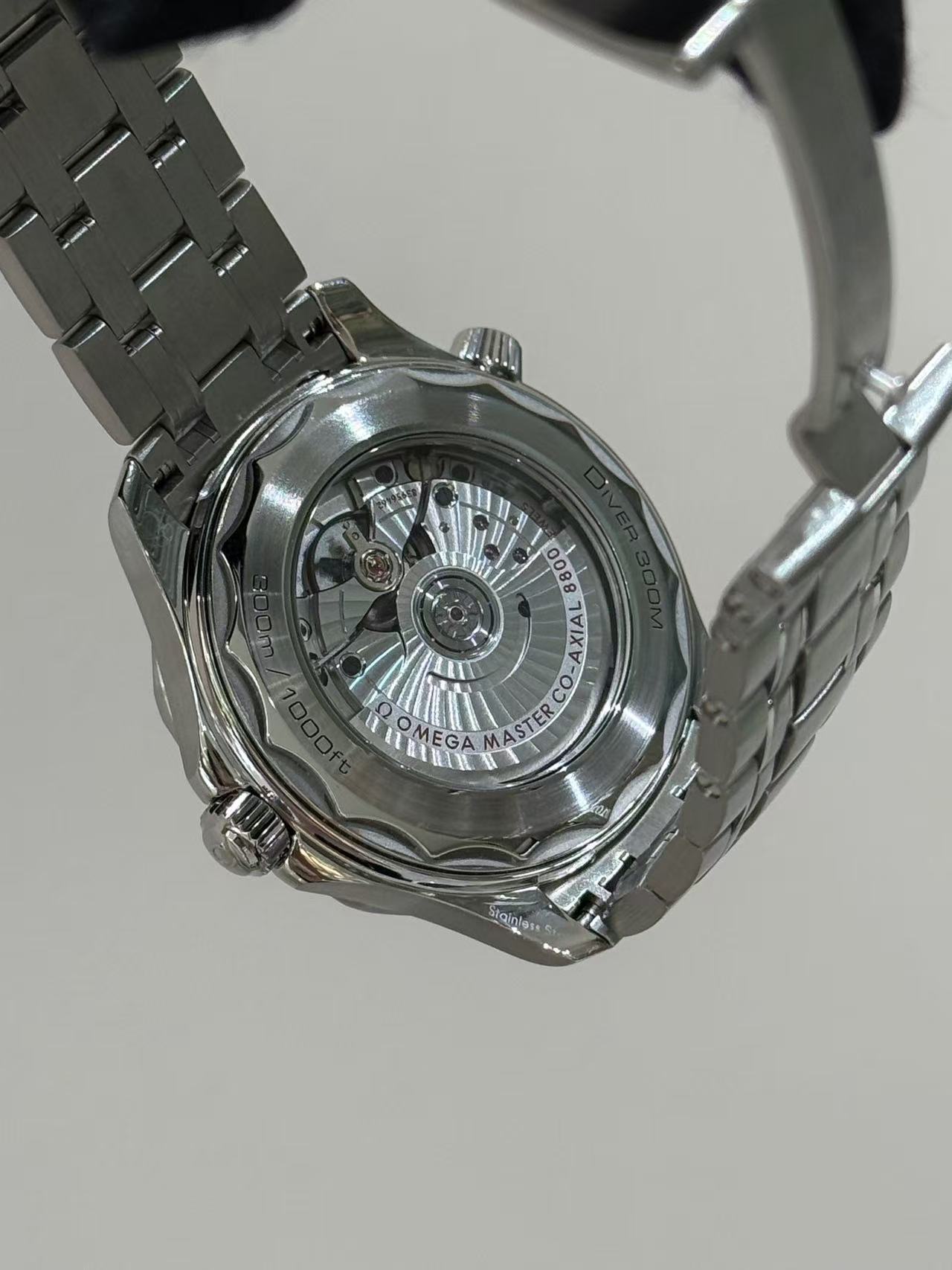 Omega 210.30.42.20.04.001 - Image 5