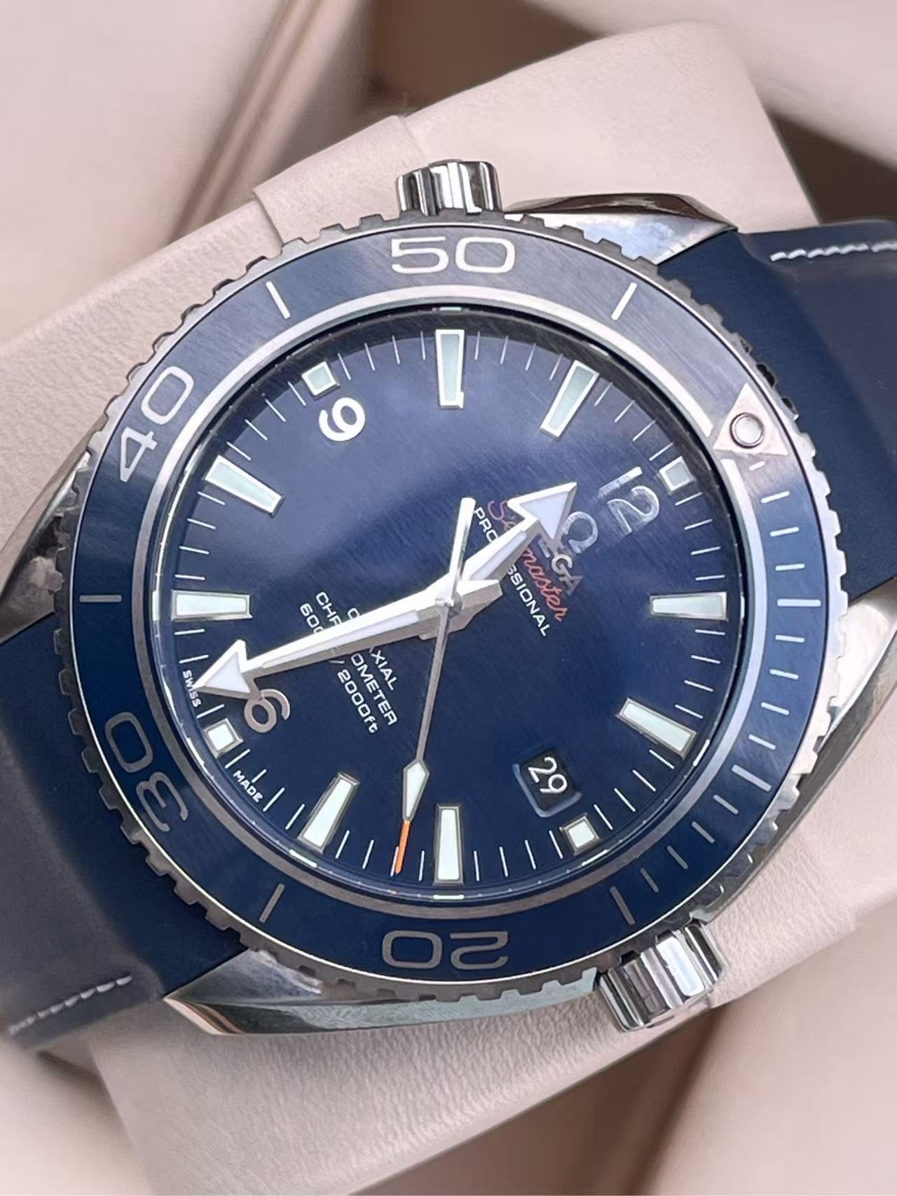 Omega 232.92.46.21.03.001 - Image 5