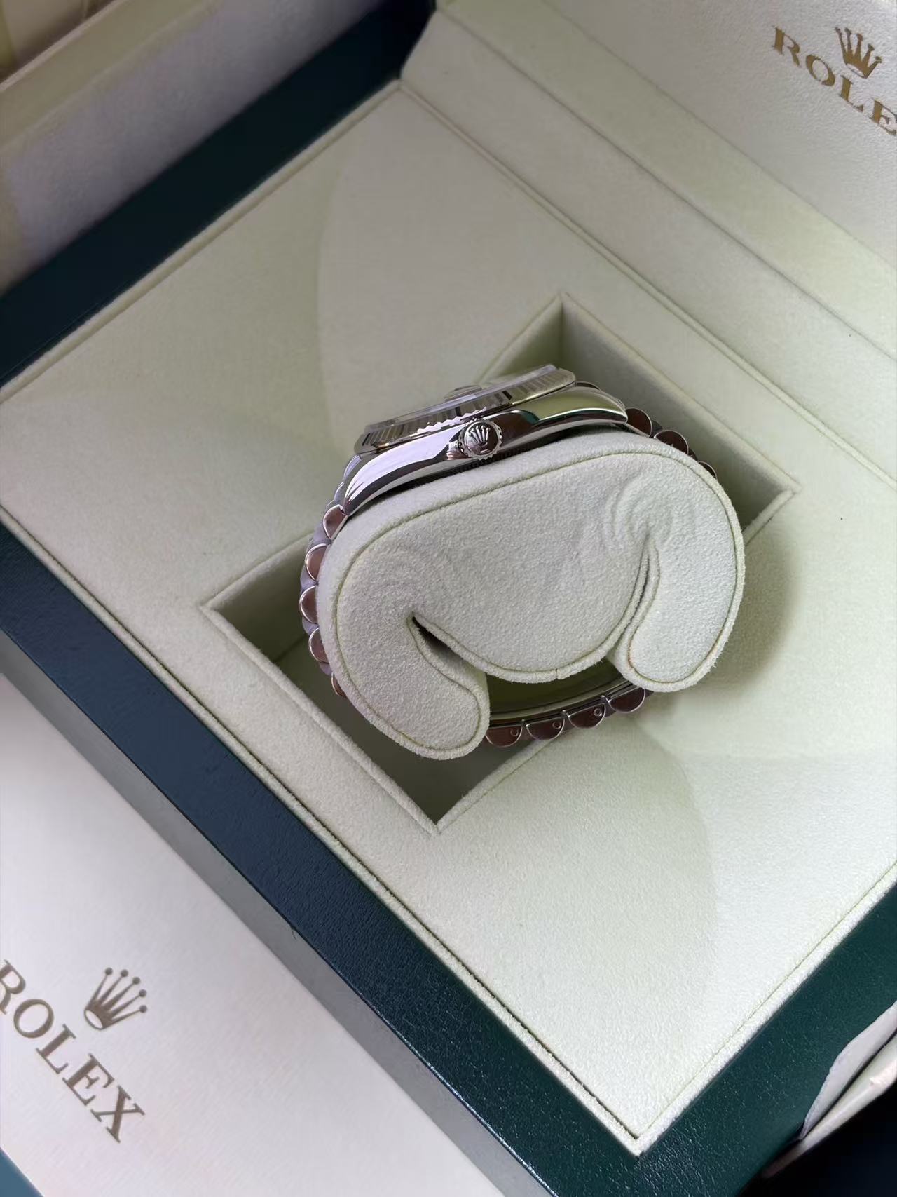 Rolex 116234 - Image 6