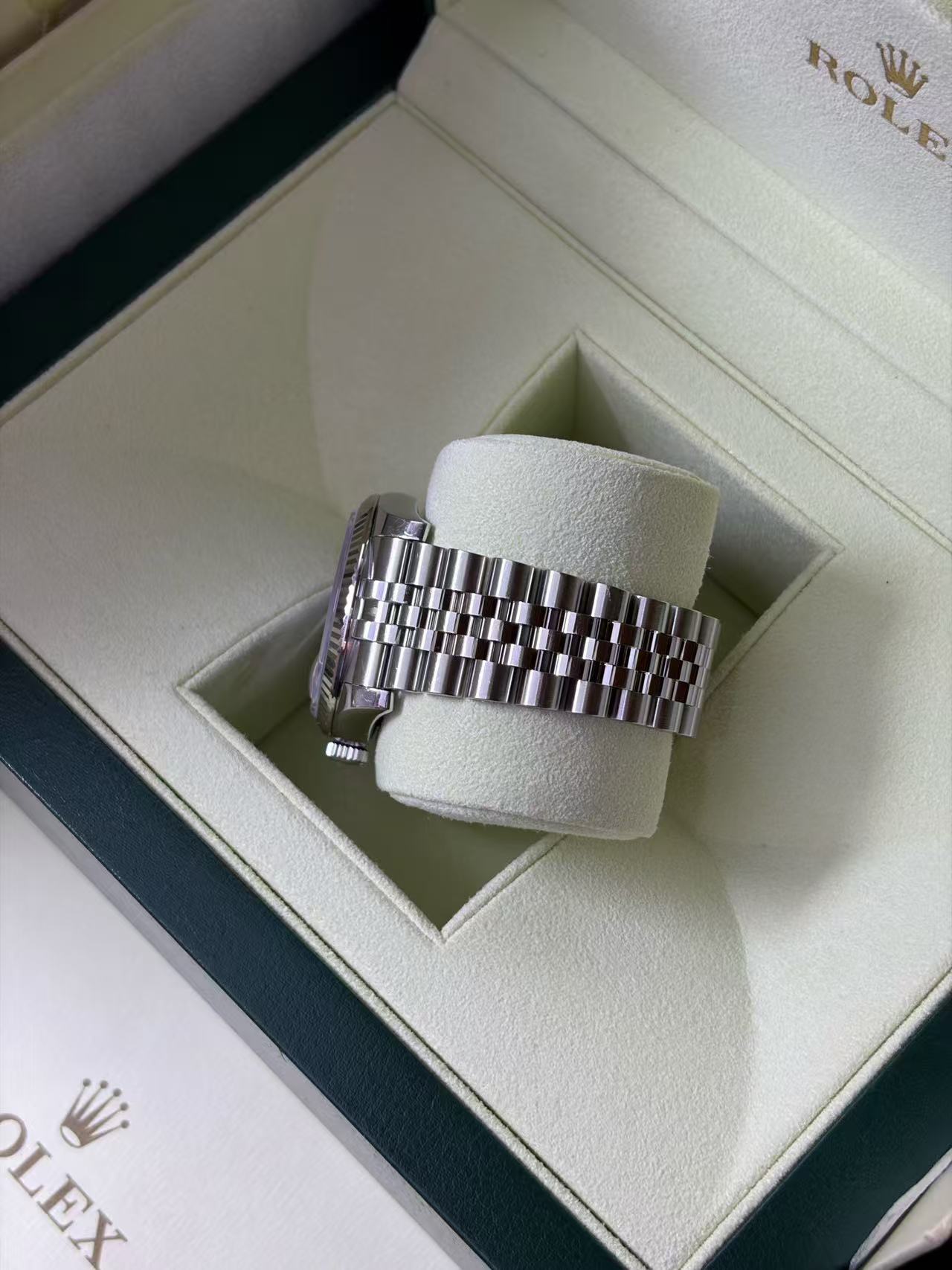 Rolex 116234 - Image 7