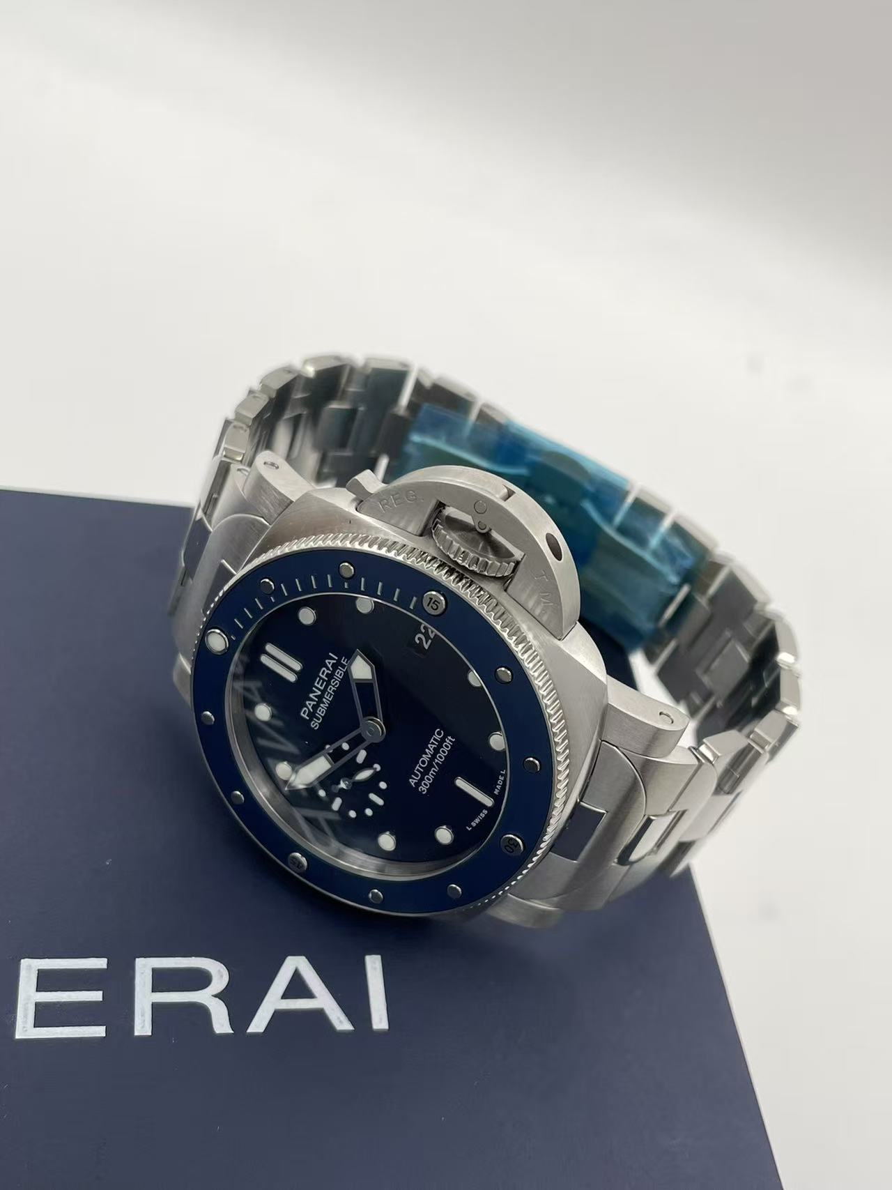 Panerai PAM02068 - Image 2
