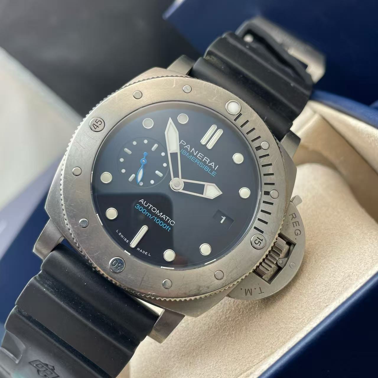 Panerai PAM02305 - Image 3
