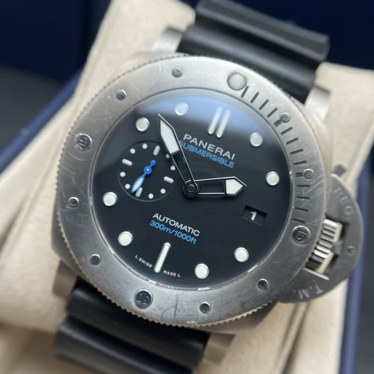 Panerai PAM02305 - Image 4