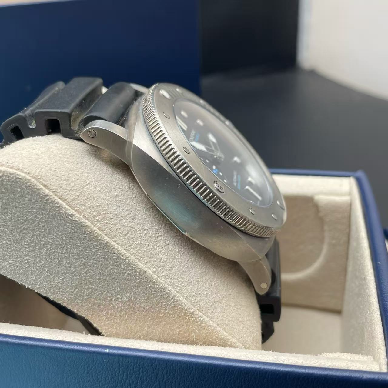 Panerai PAM02305 - Image 7