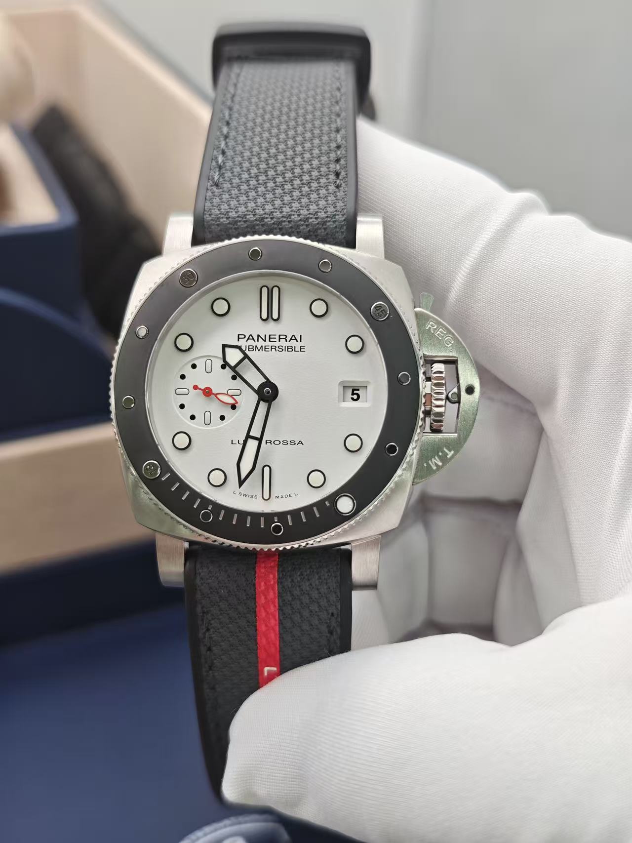 Panerai PAM01579 - Image 2