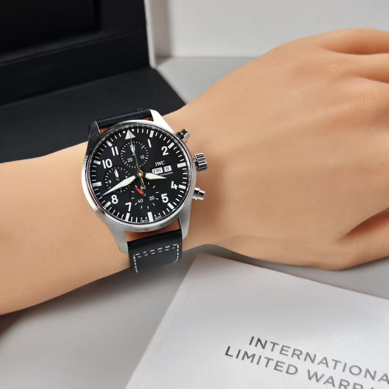 IWC IW378001 - Image 4