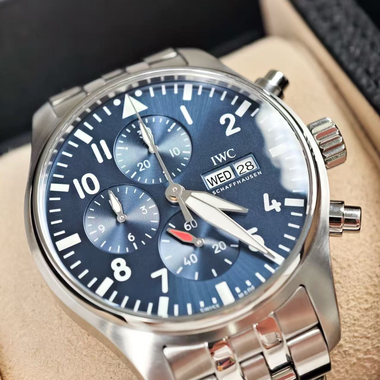 IWC IW378004 - Image 5