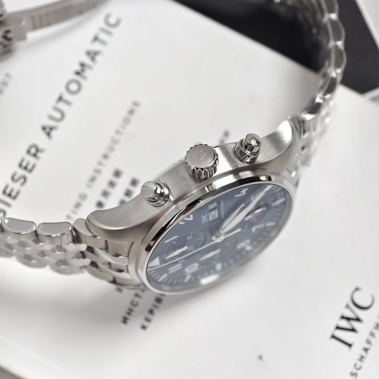 IWC IW378004 - Image 4