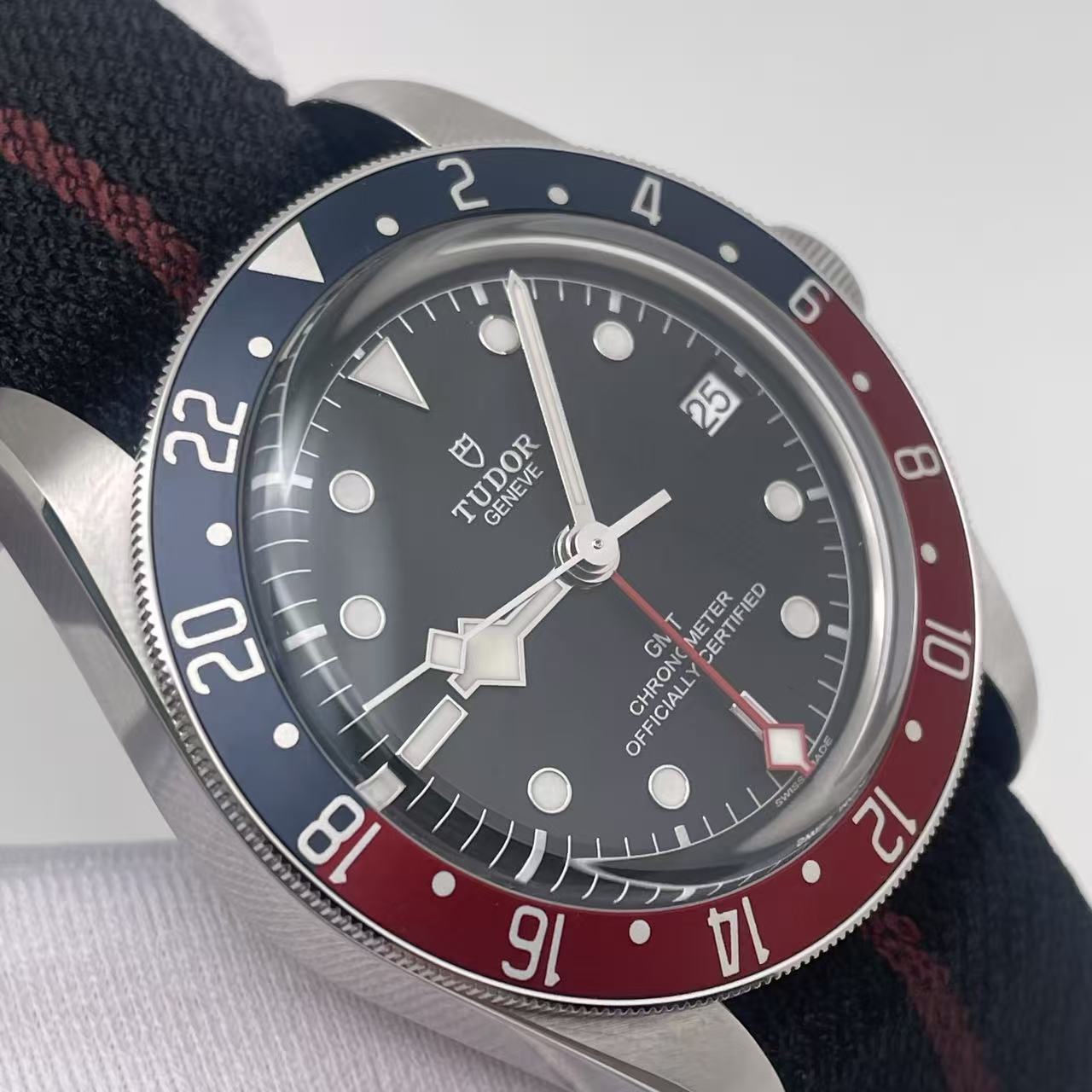 The m79830rb-0003 - Image 4