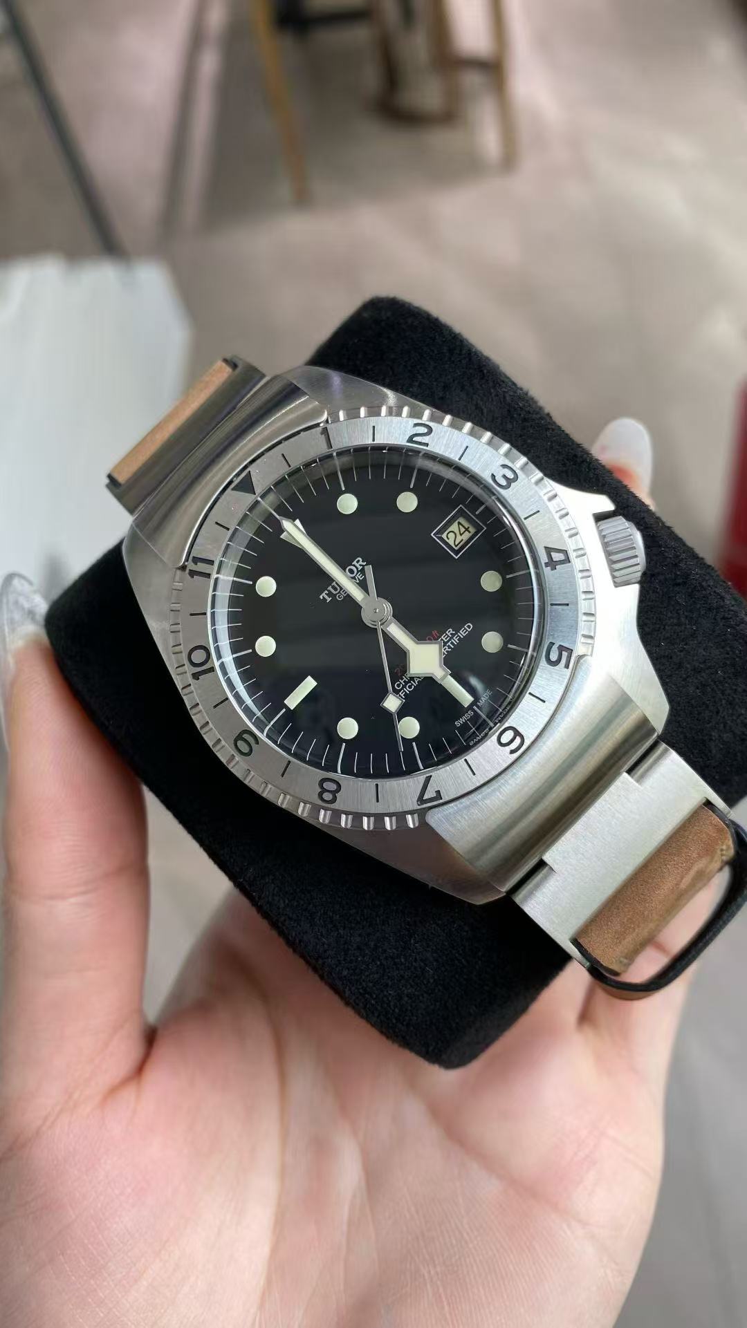Tudor M70150-0001 - Image 2